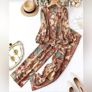 2 Piece Paisley Print Set